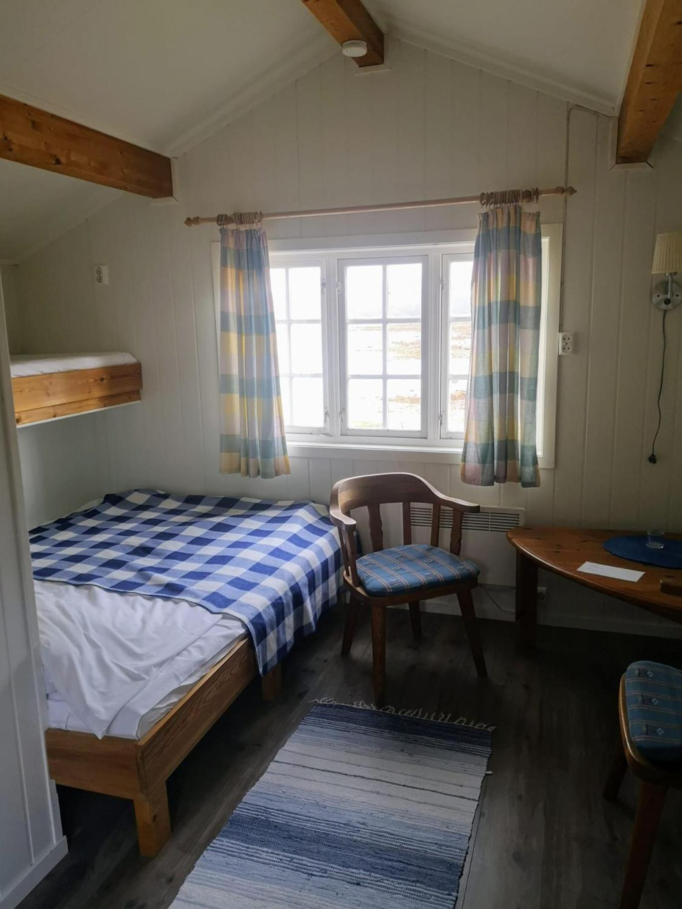 Ulvsvag Gjestgiveri Og Fjordcamping As Zewnętrze zdjęcie